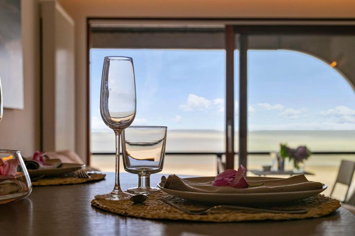 Huswell - Studio With Great Sea View On Terrace Knokke-Heist Exteriör bild