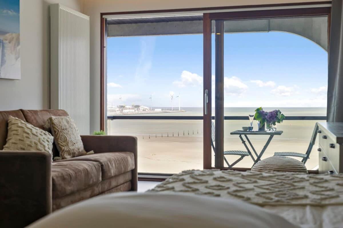 Huswell - Studio With Great Sea View On Terrace Knokke-Heist Exteriör bild