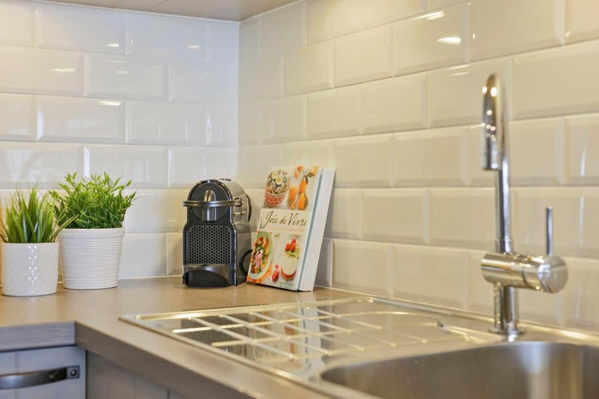 Huswell - Studio With Great Sea View On Terrace Knokke-Heist Exteriör bild